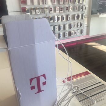 T-Mobile - Mobile Phones Near Me - Dallas, Texas T-Mobile - Mobile Phones Near Me - Dallas, Texas