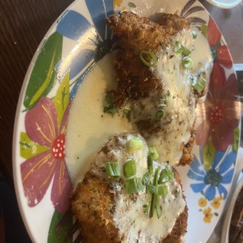 Harold's Inn - Honey chipotle chicken breasts - New American Near Me - Aliquippa, Pennsylvania