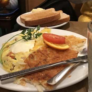 Tweet - Omelette - New American Near Me - Chicago, Illinois