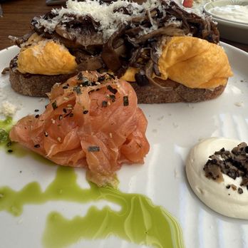 Mood - Tartufo scramble sandwich - Breakfast & Brunch Near Me - Los Angeles, California Mood - Tartufo scramble sandwich - Breakfast & Brunch Near Me - Los Angeles, California