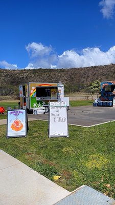 Diamond Head State Monument by null