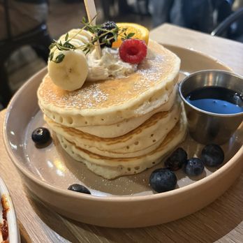 Four Chairs - Mascarpone Pancake - Breakfast & Brunch Near Me - San Francisco, California