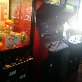Dalia's Pizza - Food AND games - Italian Near Me - Rancho Cucamonga, California Dalia's Pizza - Food AND games - Italian Near Me - Rancho Cucamonga, California