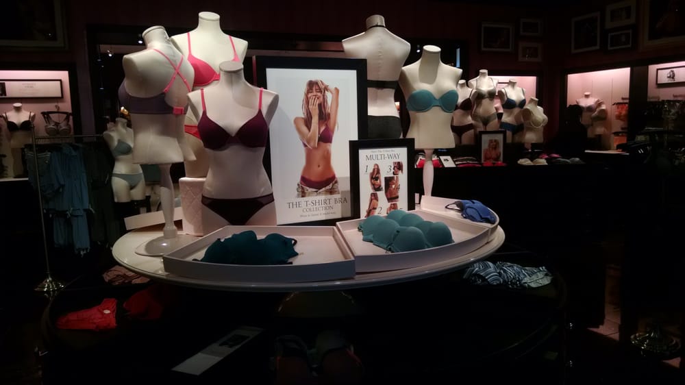 VICTORIA’S SECRET 13 Reviews 400 Ernest W Barrett Pkwy, Kennesaw