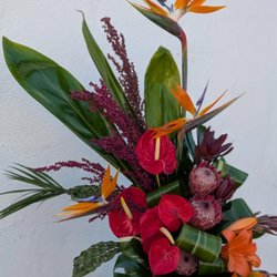 Albert's Florist - The bird of paradise pointing towards Heaven are so striking.