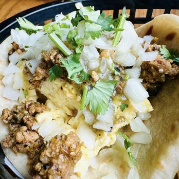 Big Star - Huevos con chorizo - Beer Bar Near Me - Chicago, Illinois