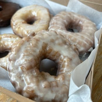 Downstate Donuts - Maple! - Donuts Near Me - Chicago, Illinois