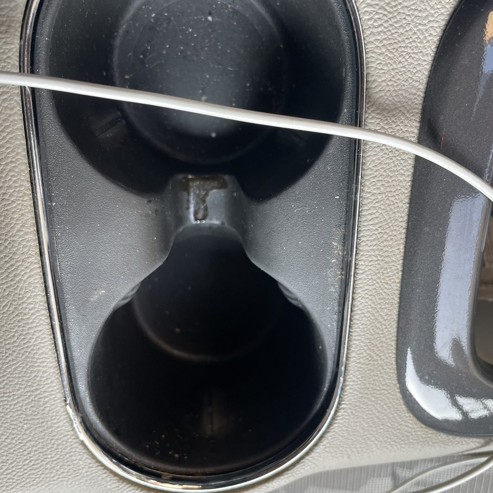 Sorry cupholder that wasn't even touched