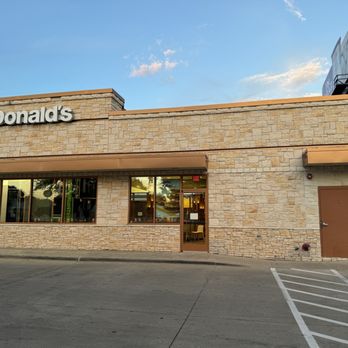 McDonald's - Front - Fast Food Near Me - Dallas, Texas McDonald's - Front - Fast Food Near Me - Dallas, Texas