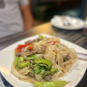 Rosie Thai Cuisine - N3. Drunken Noodle ($12.99) - Thai Near Me - Covina, California Rosie Thai Cuisine - N3. Drunken Noodle ($12.99) - Thai Near Me - Covina, California