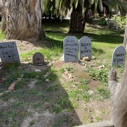 Rawhide Ranch - Grave stones