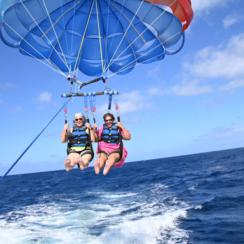 Hawaiian Parasail - Parasailing Near Me - Honolulu, Hawaii Hawaiian Parasail - Parasailing Near Me - Honolulu, Hawaii