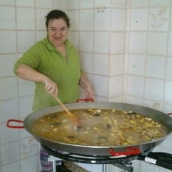 Cafe Bar Lisboa - Grandes encue troa con una magnífica paellada