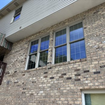 BDC Cleaning Solutions - Residential window cleaning in Bridgeville - Window Washing Near Me - Pittsburgh, Pennsylvania