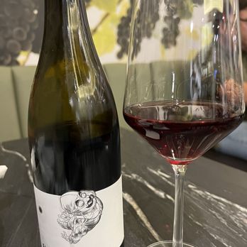 Cien Vinos - Wine Bars Near Me - Guaynabo, Puerto Rico Cien Vinos - Wine Bars Near Me - Guaynabo, Puerto Rico