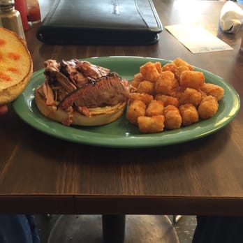 D & M Diner - Looks Awesome.  Brisket n Tots for lunch.  Not bad. - Diners Near Me - Cleveland, Texas