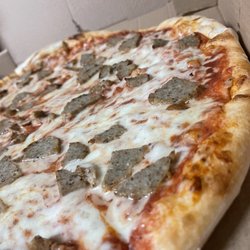 Vinny's Pizza And Restaurant - Meatball pizza!