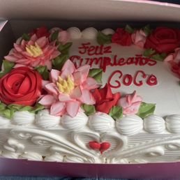 The cake we decided on, was so beautiful definitely recommend !! The cake we decided on, was so beautiful definitely recommend !!