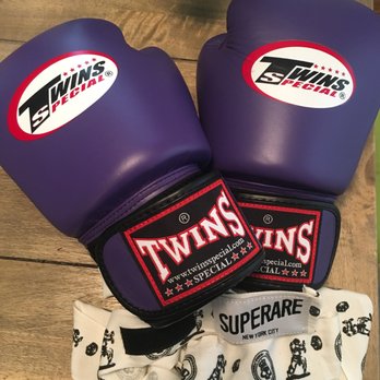 Superare Fight Goods - Sporting Goods Near Me - Los Angeles, California