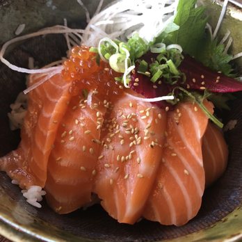 Mama M Sushi - Salmon don - Japanese Near Me - Pasadena, California Mama M Sushi - Salmon don - Japanese Near Me - Pasadena, California