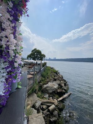 The Hudson by null