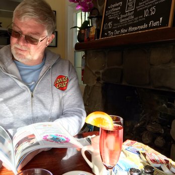 Avenue Cafe - Cafes Near Me - Capitola, California Avenue Cafe - Cafes Near Me - Capitola, California