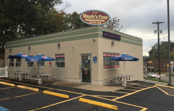 Mandy's Pizza by null