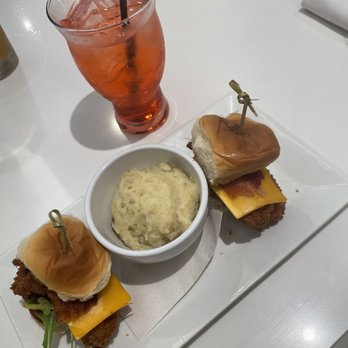 The Grove - Chicken sliders, mashed potatoes, and a dirty Shirley - Bars Near Me - Savannah, Georgia The Grove - Chicken sliders, mashed potatoes, and a dirty Shirley - Bars Near Me - Savannah, Georgia