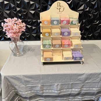 1. Burning Desires Candle Company