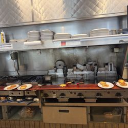 Huddle House - Grill