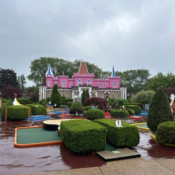 Par-King Skill Golf - Course - Amusement Parks Near Me - Lincolnshire, Illinois