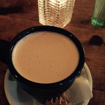 Tryst - The Vanilla chai - Lounges Near Me - Washington, DC, District of Columbia