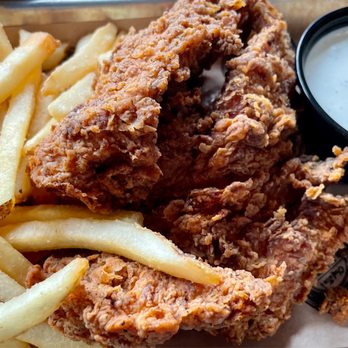 Del's Hideout - Kids Crispy Chicken Tenders - Barbeque Near Me - San Diego, California Del's Hideout - Kids Crispy Chicken Tenders - Barbeque Near Me - San Diego, California