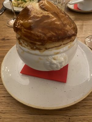 Weinhaus Neuner by null