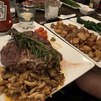 Stir - Cocktail Bars Near Me - Knoxville, Tennessee