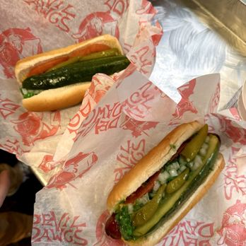 Devil Dawgs-Gold Coast - Hot Dogs Near Me - Chicago, Illinois