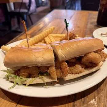 Ragin Cajun Cafe - Fried Shrimp Po - Boy - Cajun/Creole Near Me - Redondo Beach, California