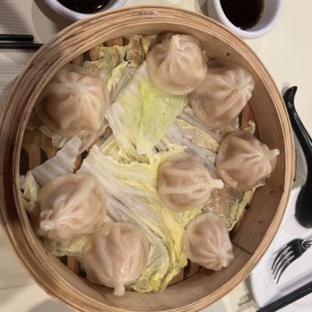 Hing Kee Restaurant - Xiao Long Bao Chicken Soup Dumplings|IG: @socalsnomnoms - Vietnamese Near Me - Chicago, Illinois