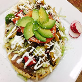 Antojitos Mexicanos Restaurant - Best veggie huarache, yummy - Mexican Near Me - Paramount, California