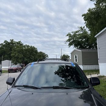 Avision Auto Glass - Did a great job on my ford escape came to my work payed online super fast and easy process - Windshield Installation & Repair Near Me Avision Auto Glass - Did a great job on my ford escape came to my work payed online super fast and easy process - Windshield Installation & Repair Near Me