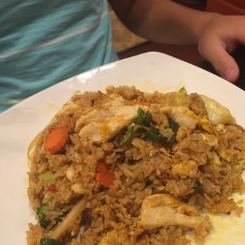 Savory Thai - Spicy Fried Rice with chicken - Thai Near Me - Oceanside, California Savory Thai - Spicy Fried Rice with chicken - Thai Near Me - Oceanside, California