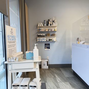 Myoptic Optometry, Burnside - Optometrists Near Me - Portland, Oregon