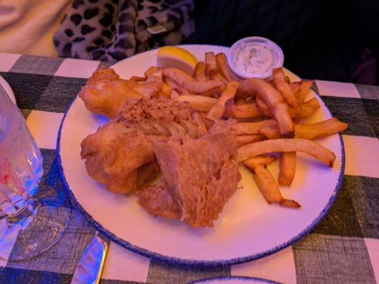 Molly's Shebeen Bar + Restaurant by null