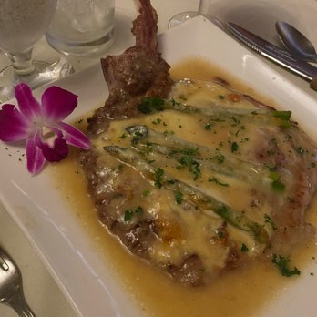 Molto Bene - Veal Special - Italian Near Me - Bellmore, New York
