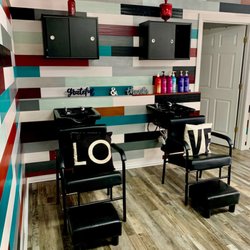 Love is in the Hair - Personal attention in a relax atmosphere.