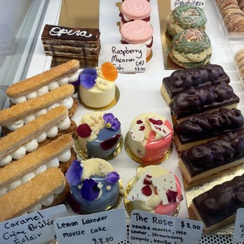 Sweets by Shayda - Choices for cakes/pastries - Desserts Near Me - Durham, North Carolina