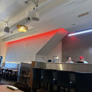 Ryota - Sushi Bars Near Me - Chicago, Illinois