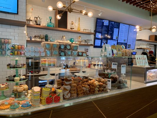 Goddess and the Baker, 44 E Grand by null