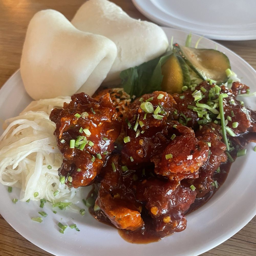Toki Underground - Fried Chicken Steam Bun (2pc) - Ramen Near Me - Baltimore, Maryland