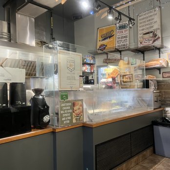 Trailhead Cafe - Breakfast & Brunch Near Me - Lake Louise, Alberta Trailhead Cafe - Breakfast & Brunch Near Me - Lake Louise, Alberta